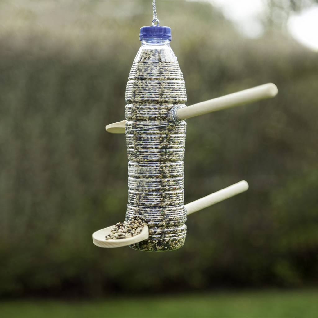 Варіанти годівничок своїми руками