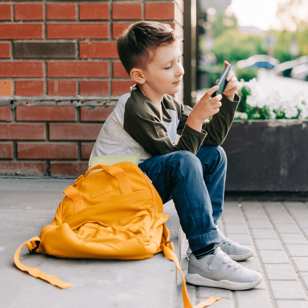 Що робити, коли дитина прогулює школу