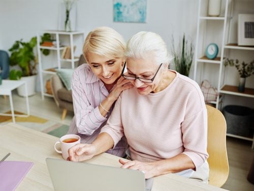 Як навчити бабусю і дідуся робити покупки