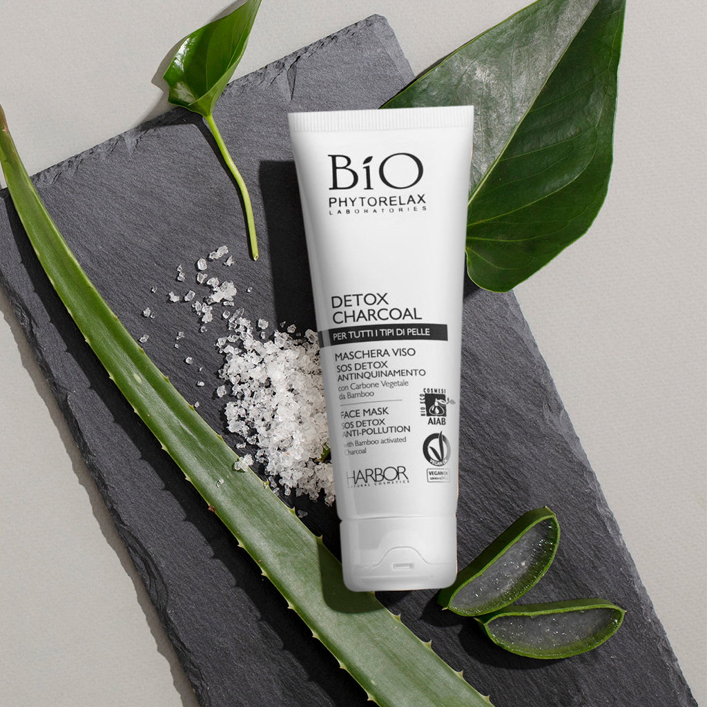 04 Phytorelax Laboratories Detox Charcoal SOS Anti-pollution Face Mask (935)