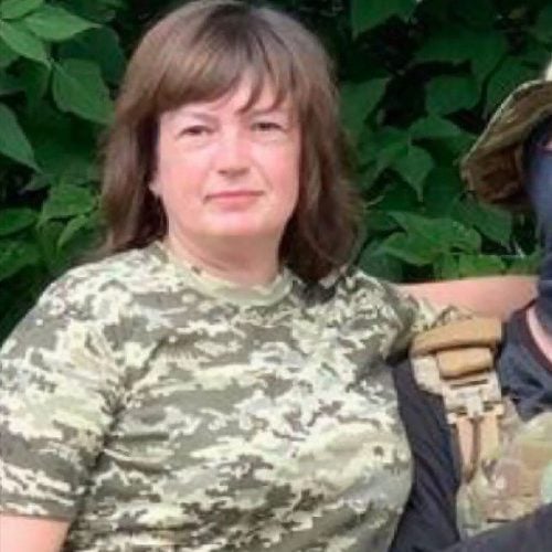 Пані Наталя вивозила людей з Харкова на власному авто 