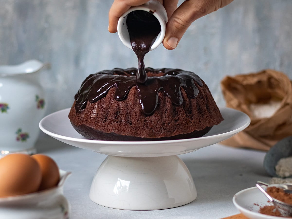 Крем пломбир с шоколадом для торта на сметане