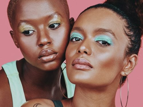 Модний look: як зробити ефект вологих повік