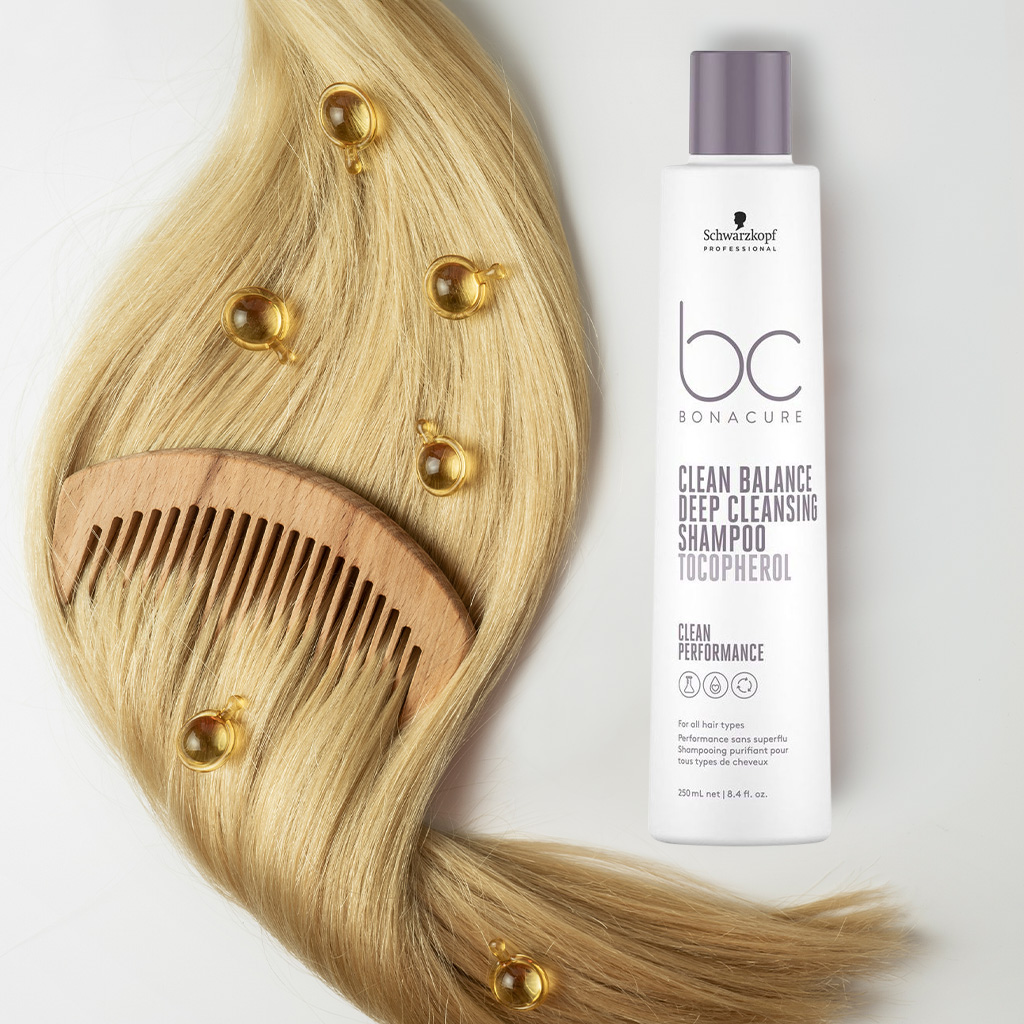 01 Шампунь глибокого очищення Schwarzkopf Professional BC Bonacure Clean Balance (1184)