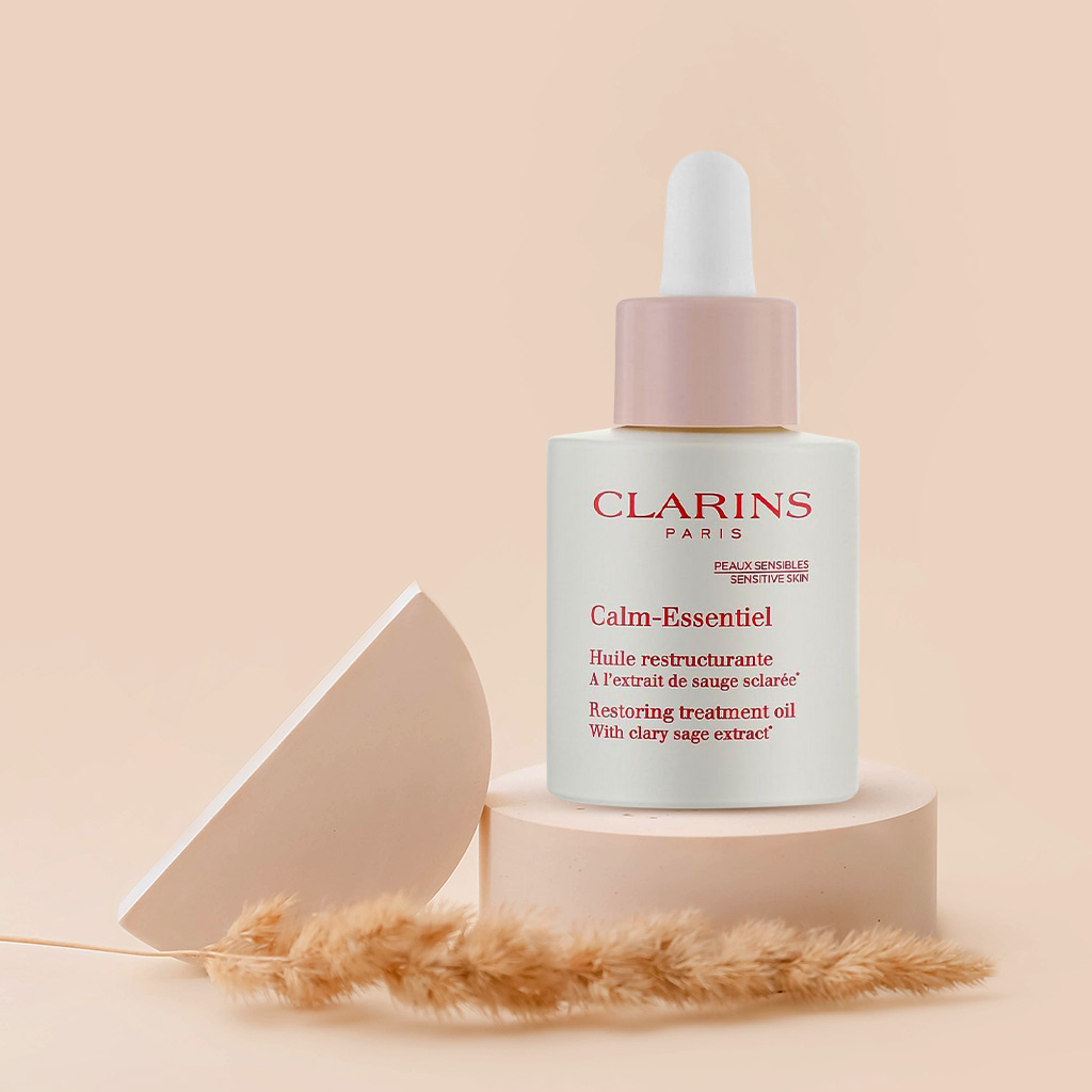 Clarins Calm-Essentiel Restoring Treatment Face Oil