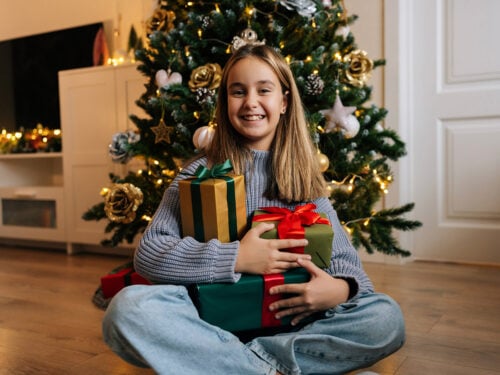 0-5-незвичайних-способів-вручити-різдвяний-подарунок-дитині