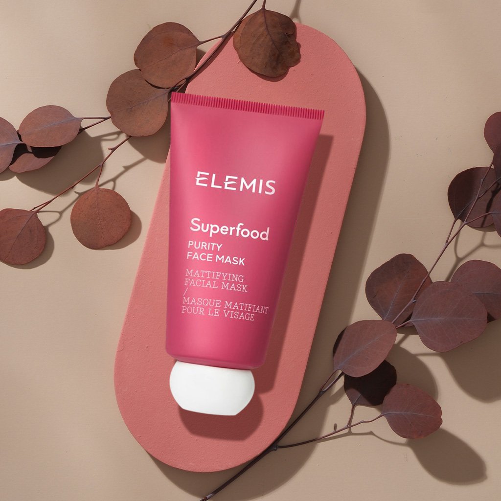 1_2 Elemis Superfood Berry Boost Mask (17)