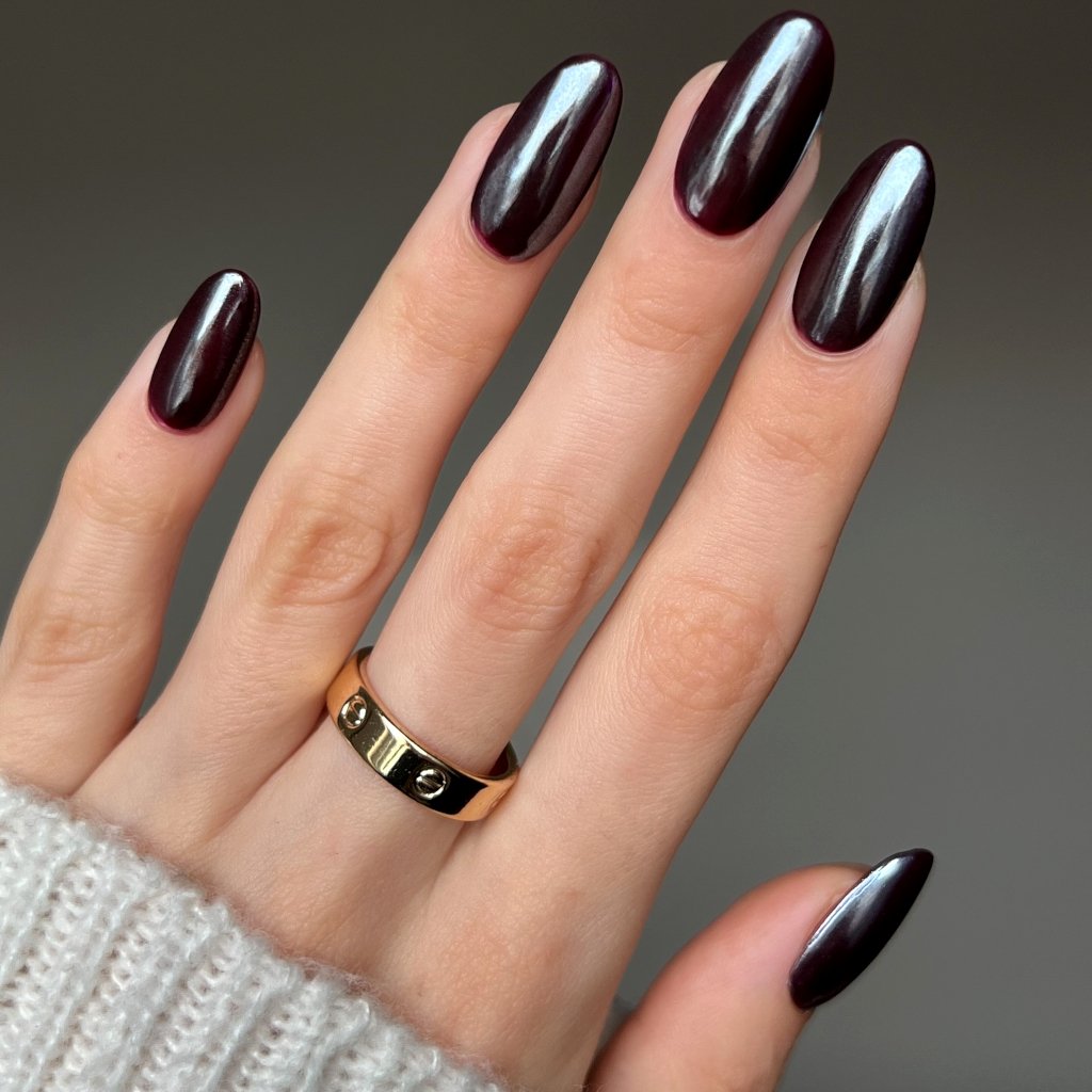 @finewinenails