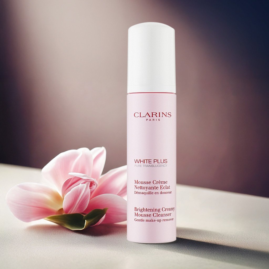 11 Clarins Brightening Creamy Mousse Cleanser (104)