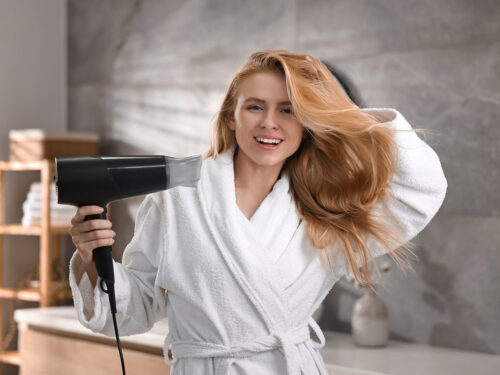 0-Як-зробити-укладку-волосся-на-брашинг-в-домашніх-умовах