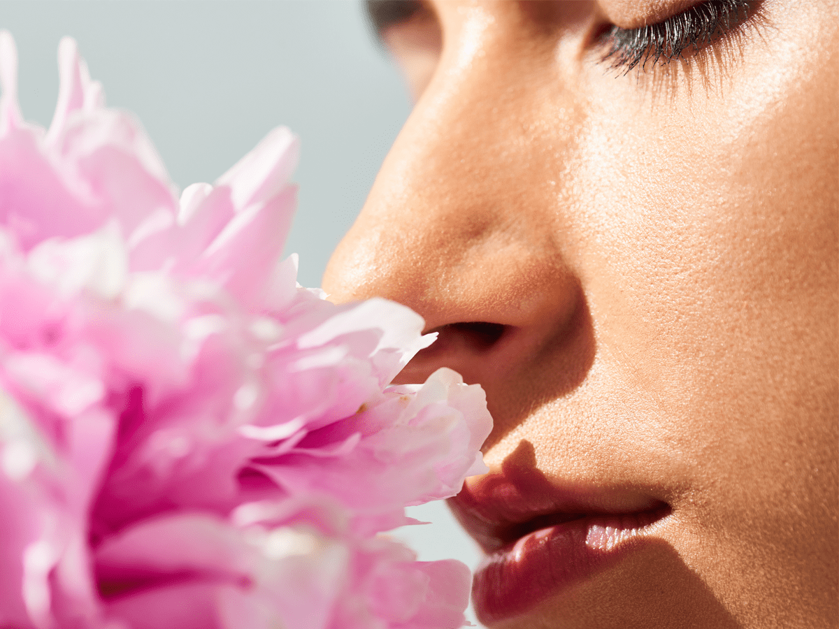 запах повертає у минуле