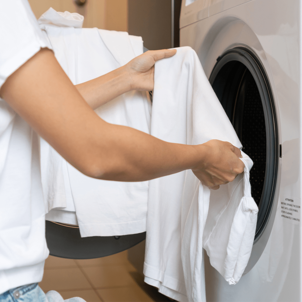 причини, через які розтягується горловина