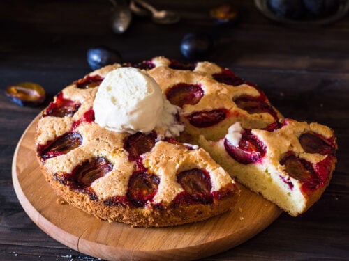 0-Рецепт-культового-пирога-зі-сливами-від-The-New-York-Times