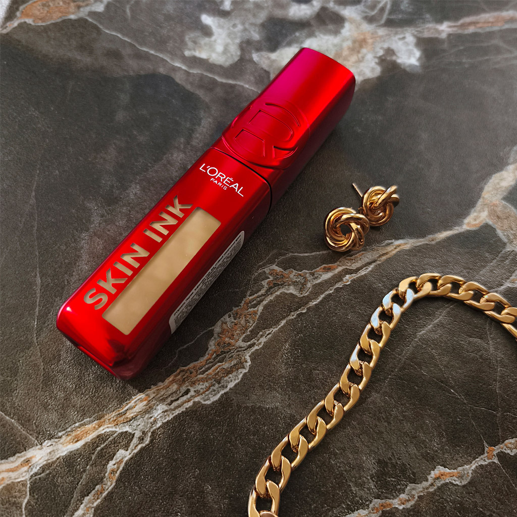 04-Нас-надурили-чи-це-справді-найкращий-тональний-крем-від-L’Oreal-Paris