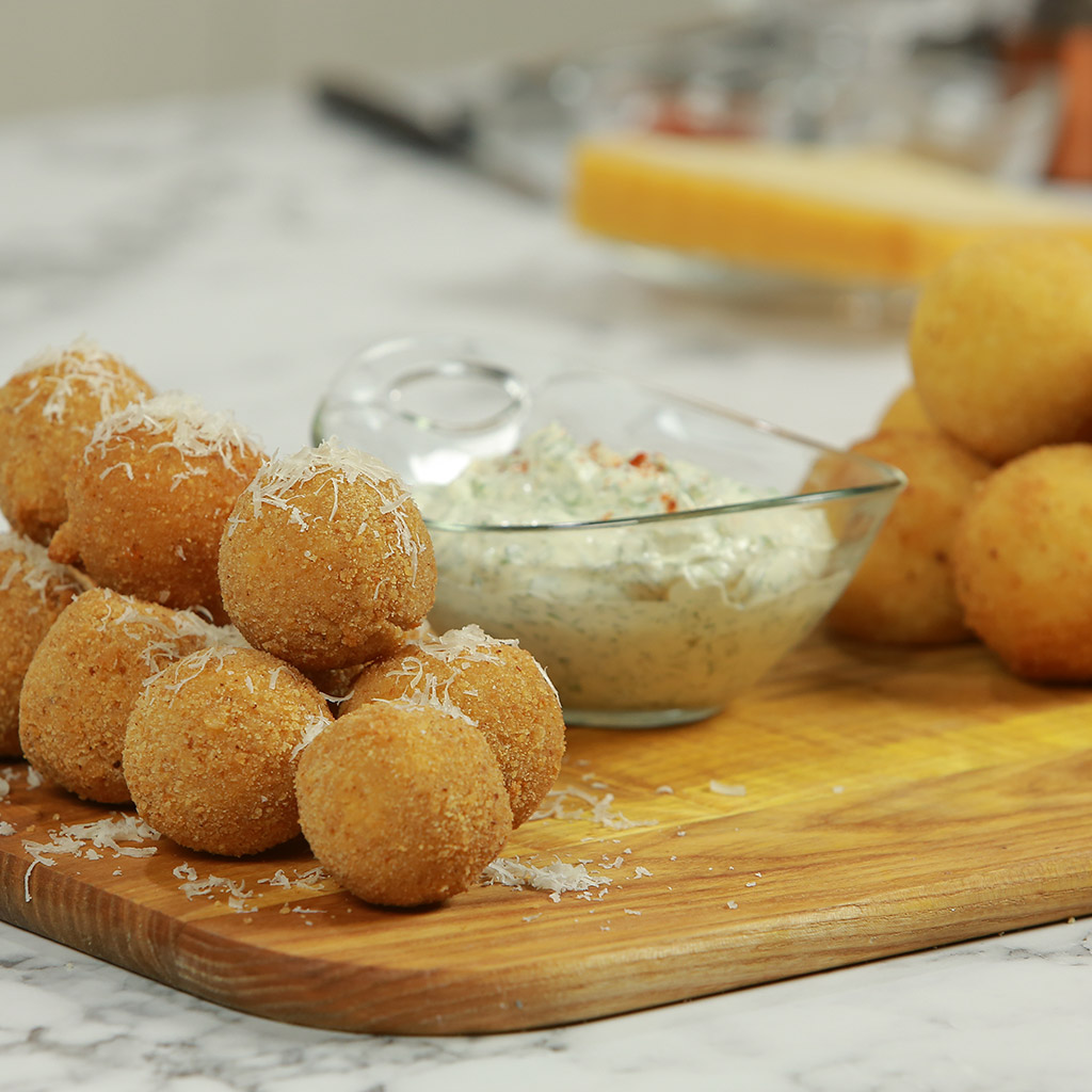 05-Картопляно-сирні-кульки-та-крокети-з-м'ясом