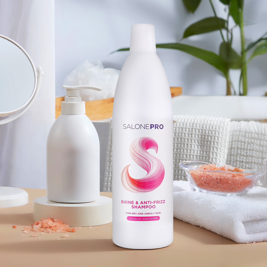 09 Unic Salone Pro Shine & Anti-Frizz Shampoo (209)