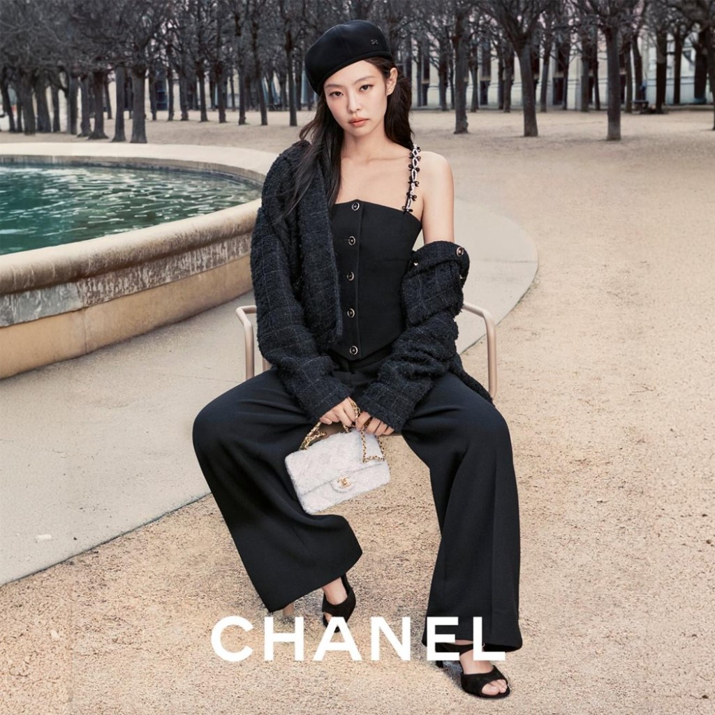 @chanelofficial