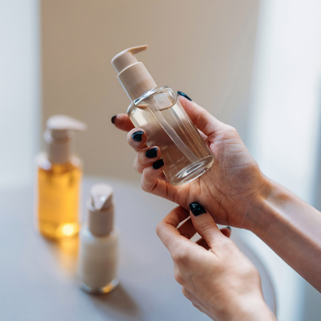 11-Підбираємо-догляд-за-атопічною-шкірою-разом-з-косметологом