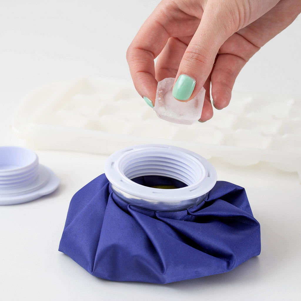 3-How-to-4-способи-видалити-жуйку-з-волосся