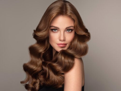 0-Как-сделать-волосы-блестящими-и-послушными-без-салонных-процедур