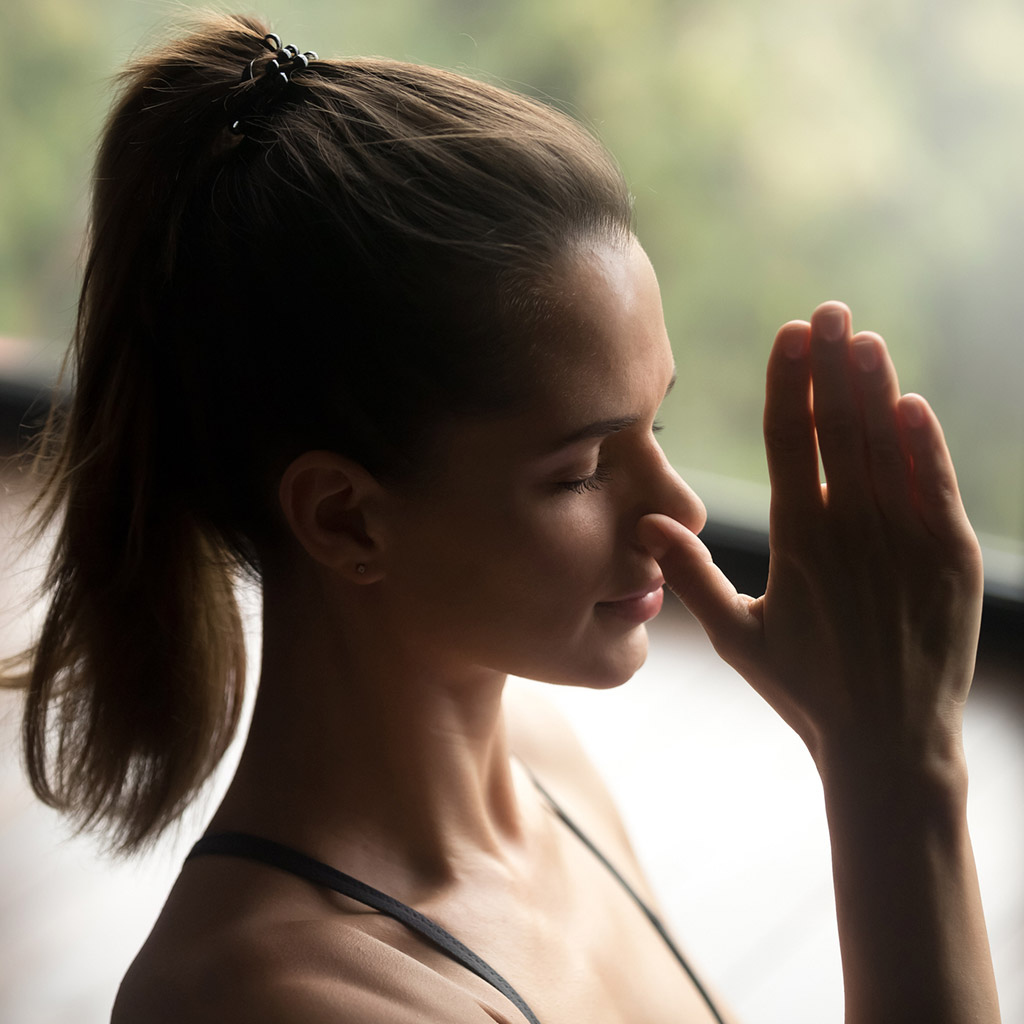 2-Прості-дихальні-практики,-які-поліпшать-самопочуття