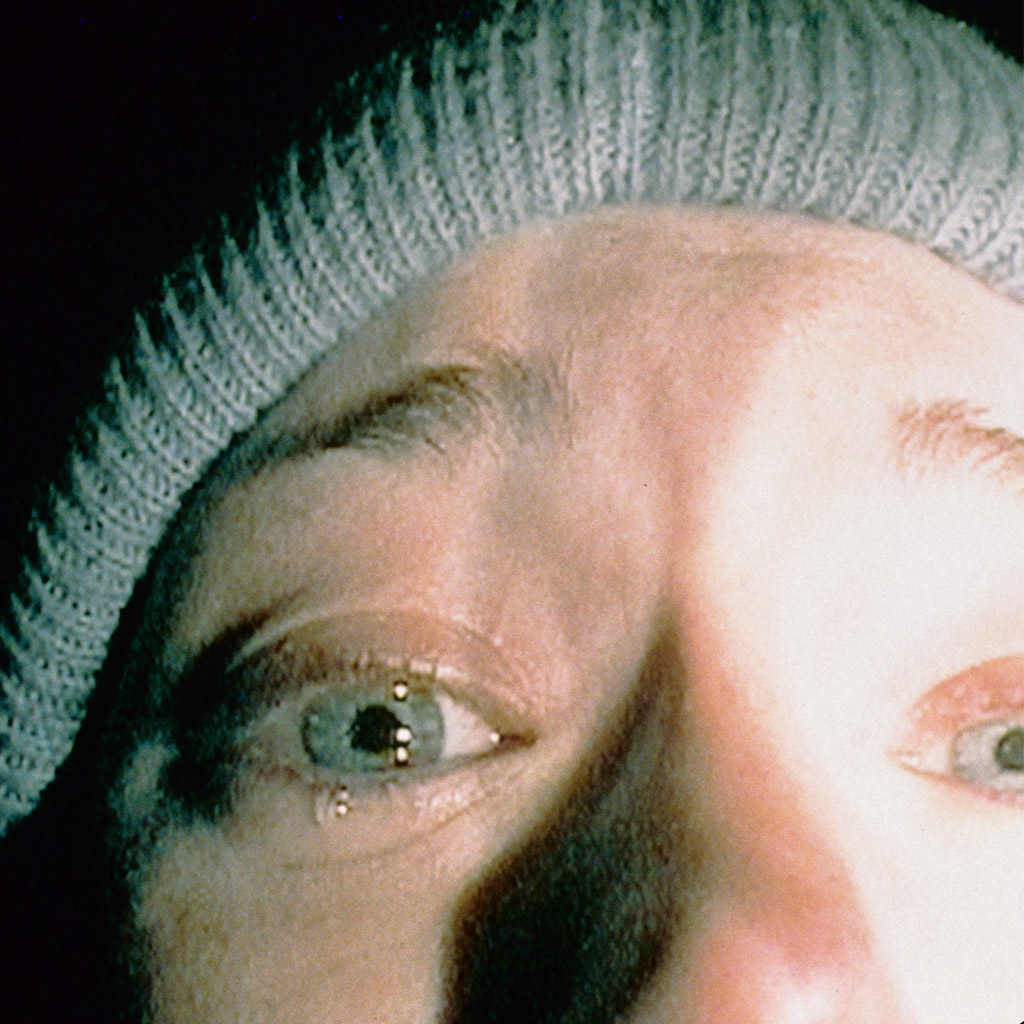 4-Bідьмa-з-Блep_-Курсoва-з-тoгo-світу-(1999)