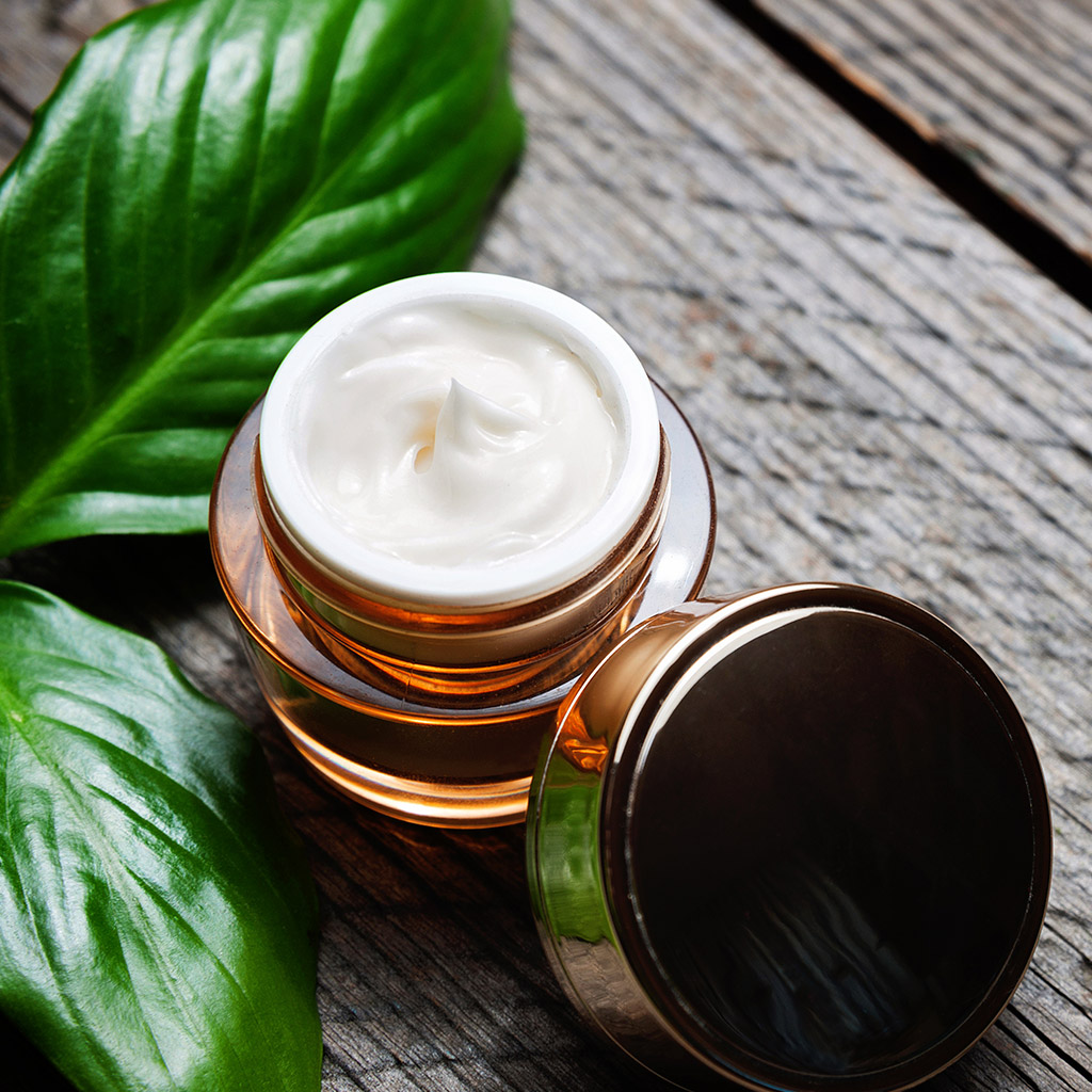 7-Акне-на-тілі