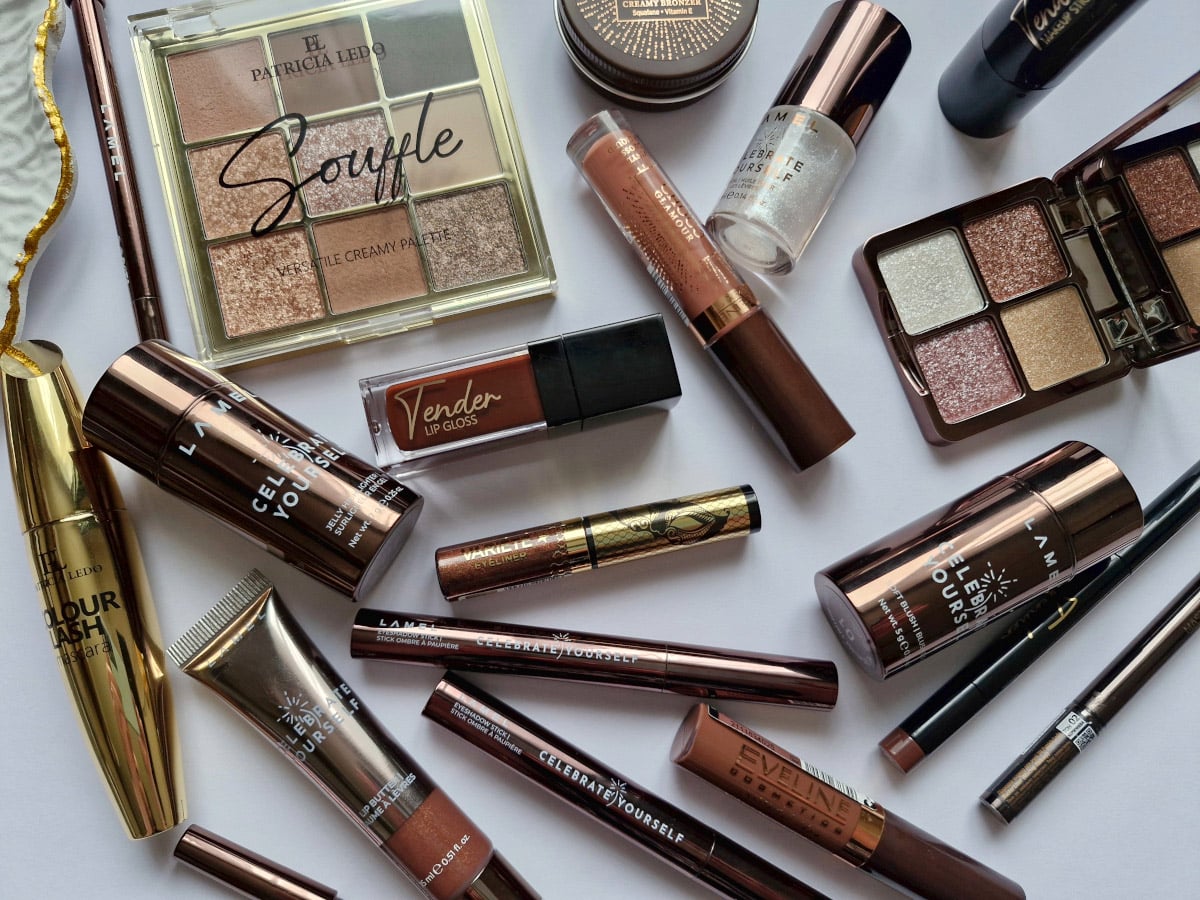 0-Косметика-в-коричневом-01
