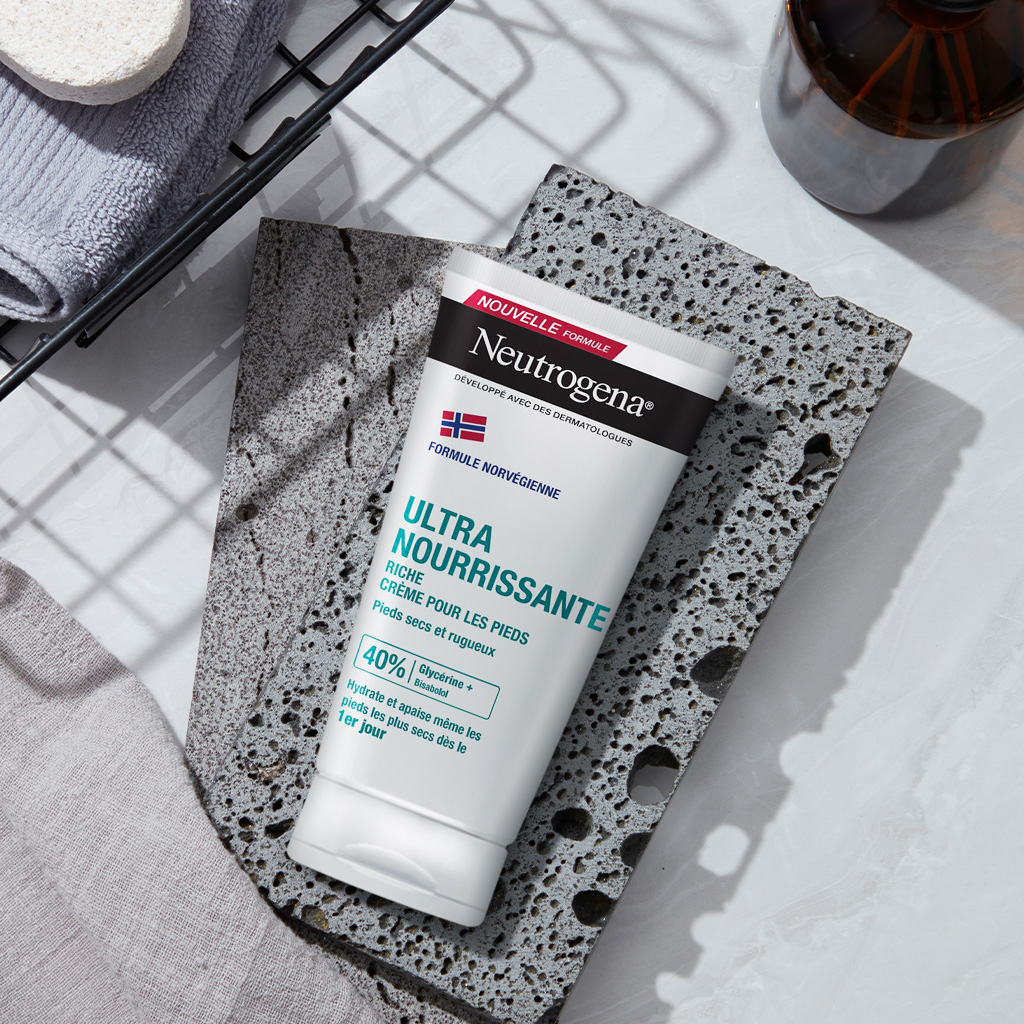 05 Поживний крем для ніг Neutrogena (629)