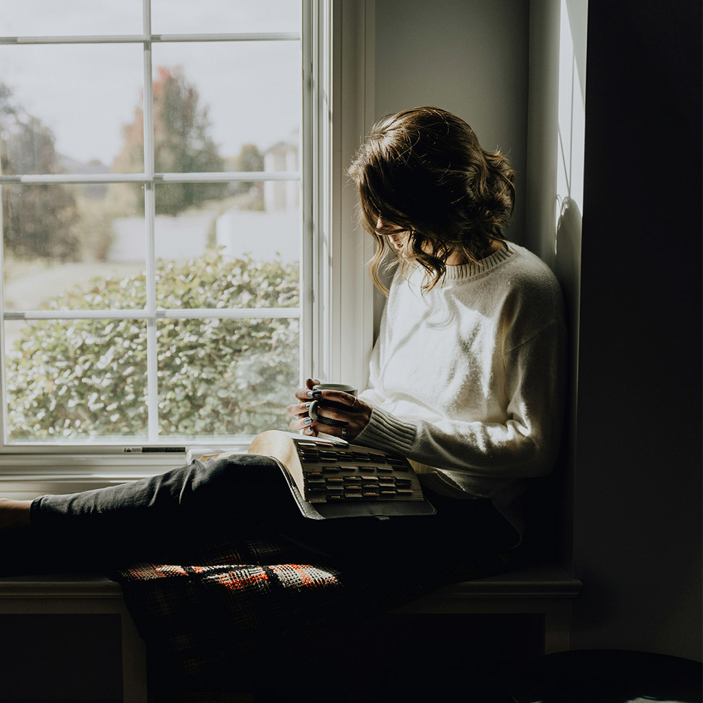 10-10-психологічних-причин,-чому-ти-не-можеш-залишатися-собою-серед-інших