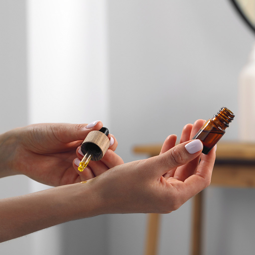 15-Олія-шипшини-для-твого-обличчя,-тіла,-волосся