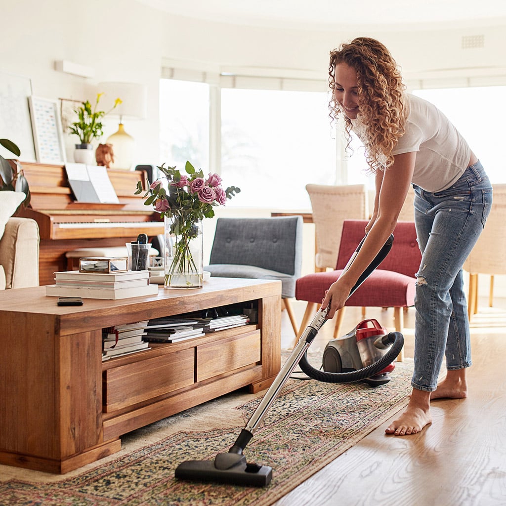 2-З-ким-не-буває-дивацтва-і-заскоки-авторів-EVA-Blog