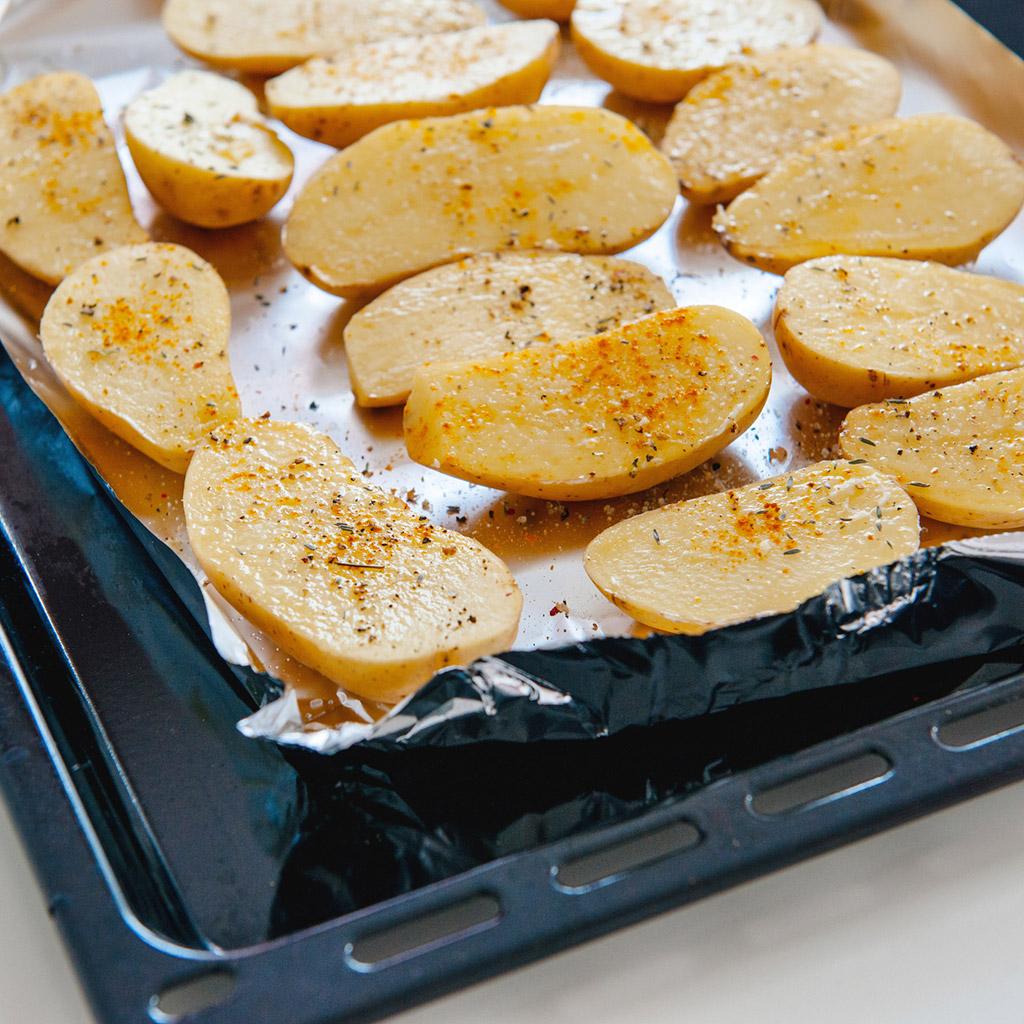 4-Картопля-м’яка-всередині-з-хрусткою-скоринкою-в-духовці
