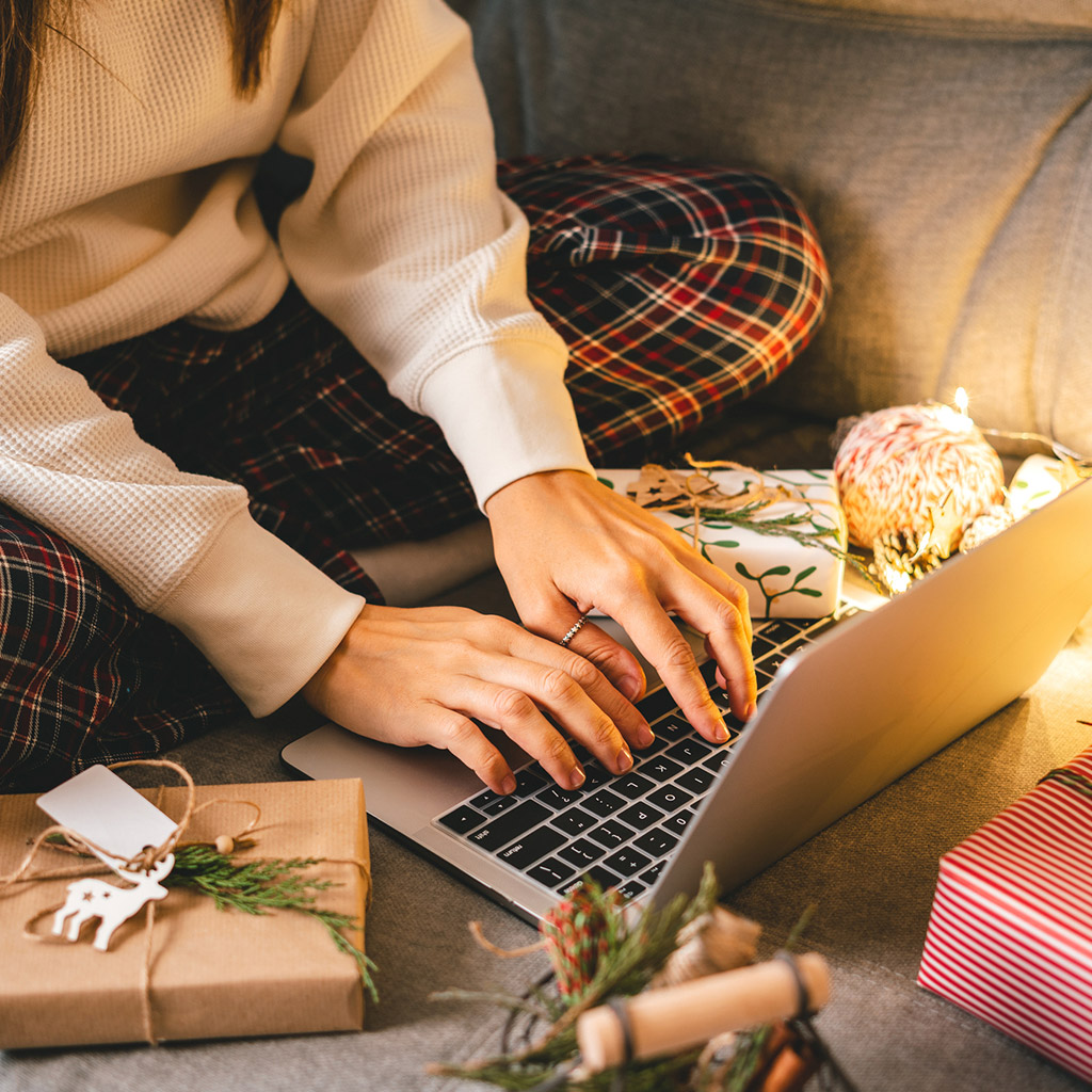 4-Що-варто-зробити-в-листопаді,-щоб-не-зашиватися-перед-новорічними-святами