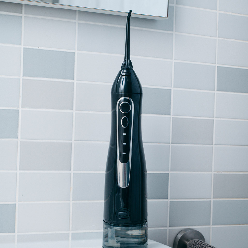 9-Іригатор-для-зубів