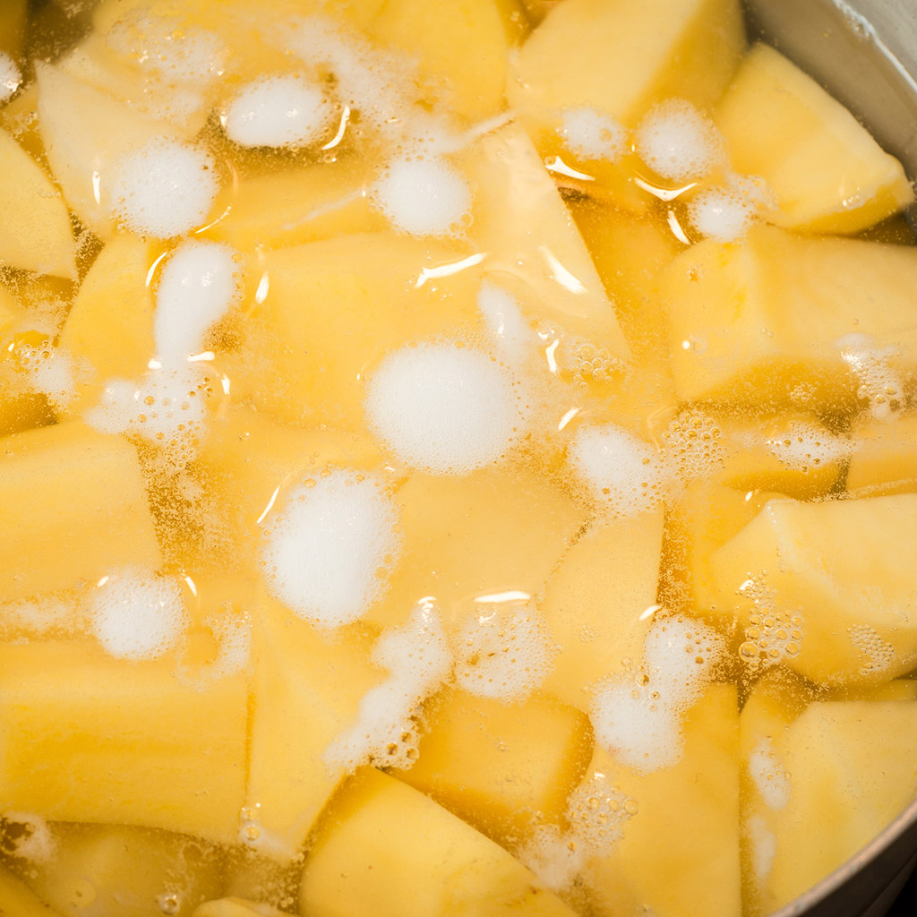 9-Картопля-м’яка-всередині-з-хрусткою-скоринкою-в-духовці