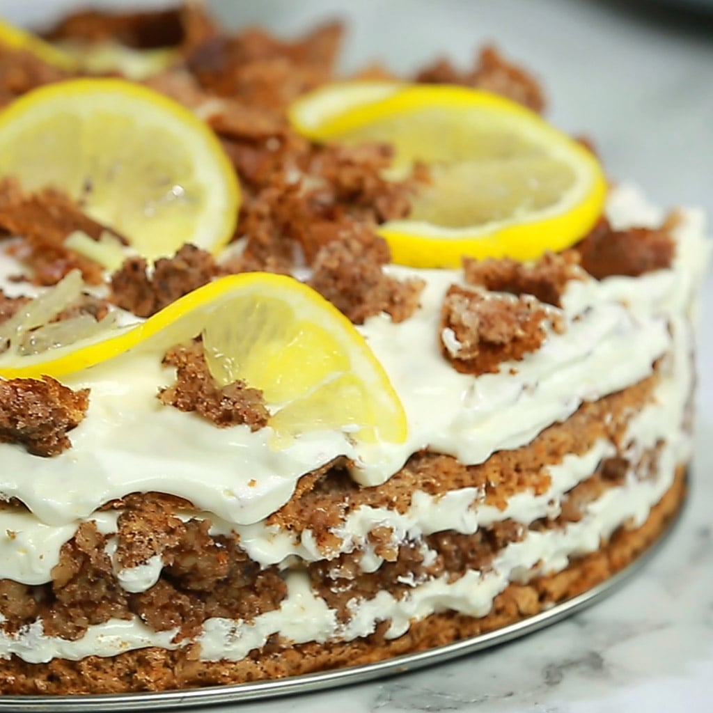 1-Горіховий-торт-з-лимонним-кремом