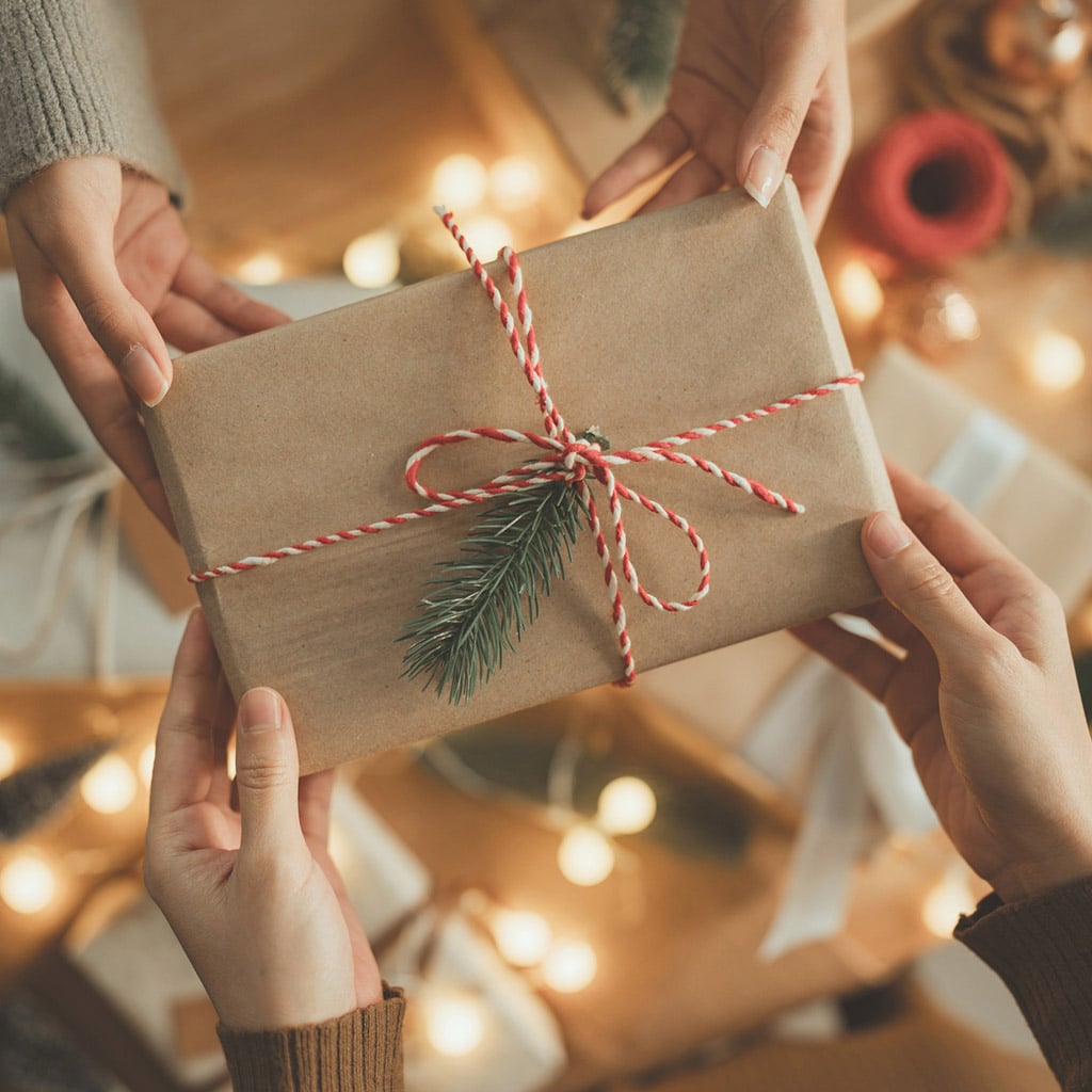 5-Ідеї-подарунків-для-тих,-хто-має-все