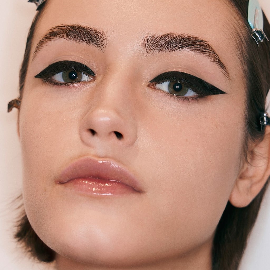 8 Ефект мокрих губ