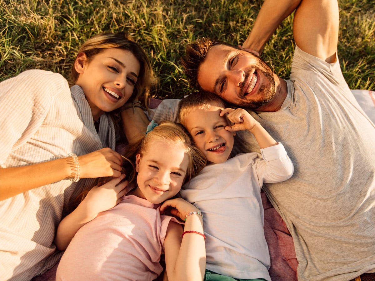 0-Коли-і-як-познайомити-дитину-з-новим-партнером