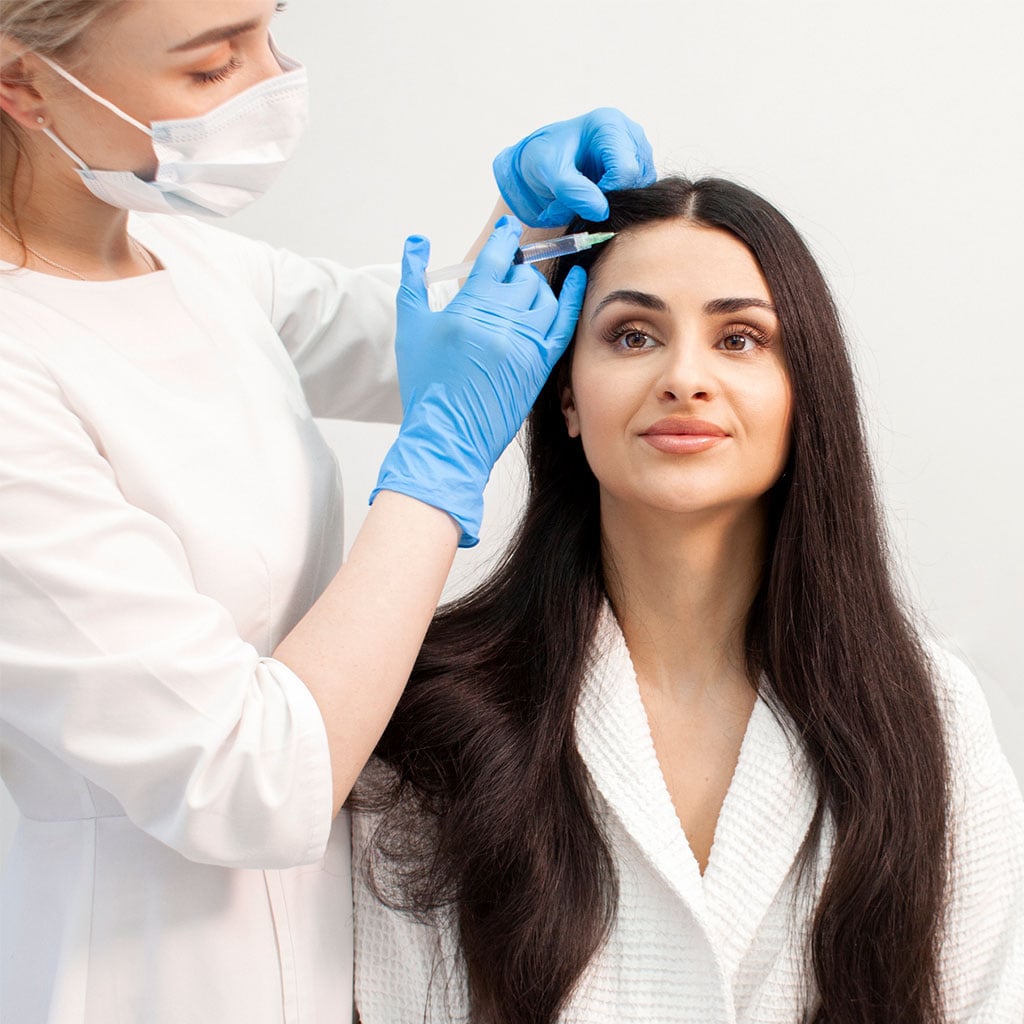 2-Ін’єкційні-процедури-в-трихології