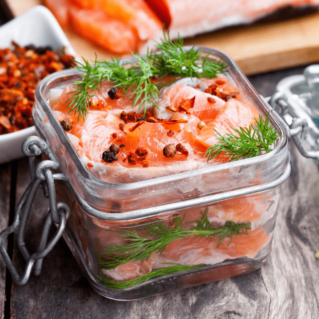 Классический рецепт засолки красной рыбы на бутерброды