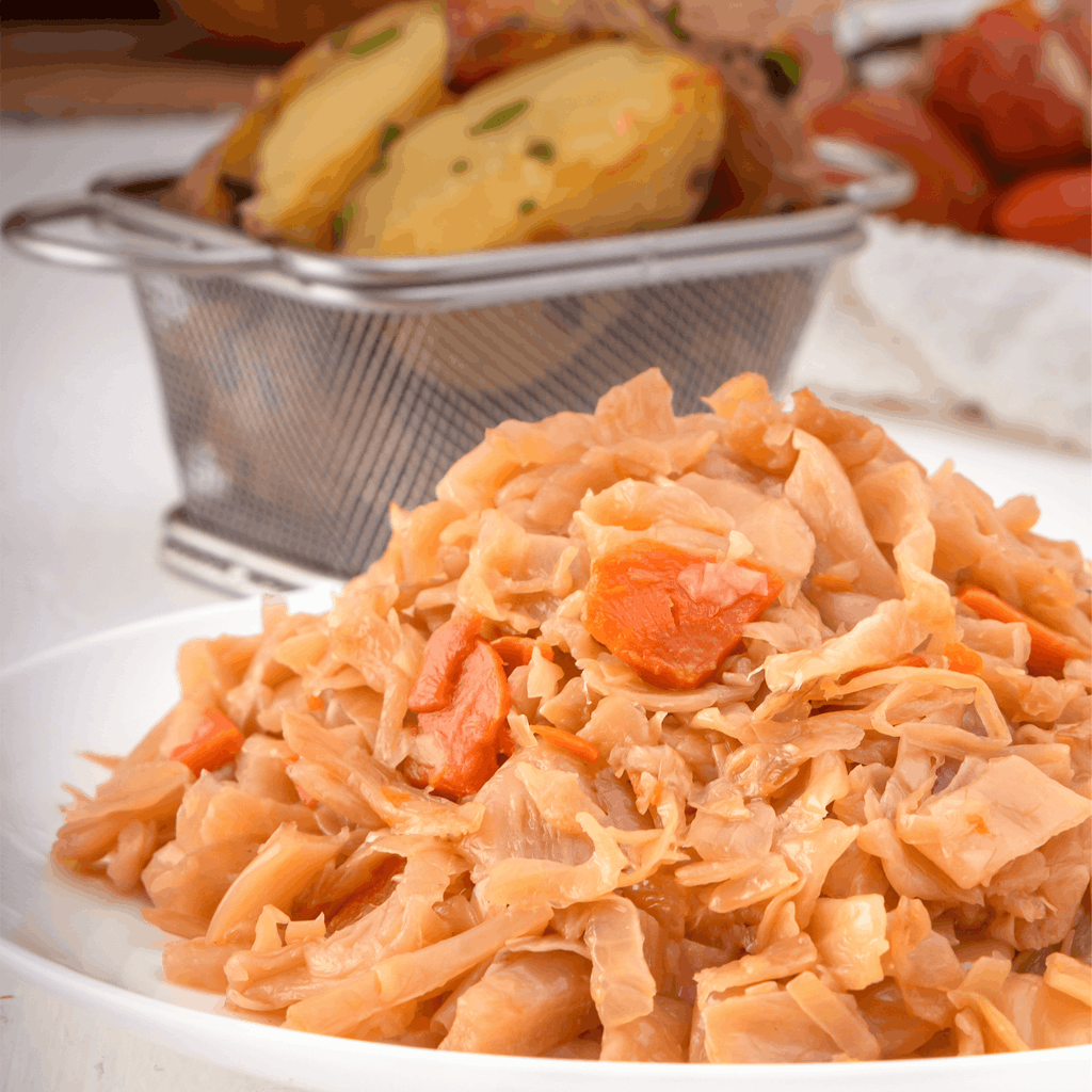 Запечена картопля з тушкованою капустою