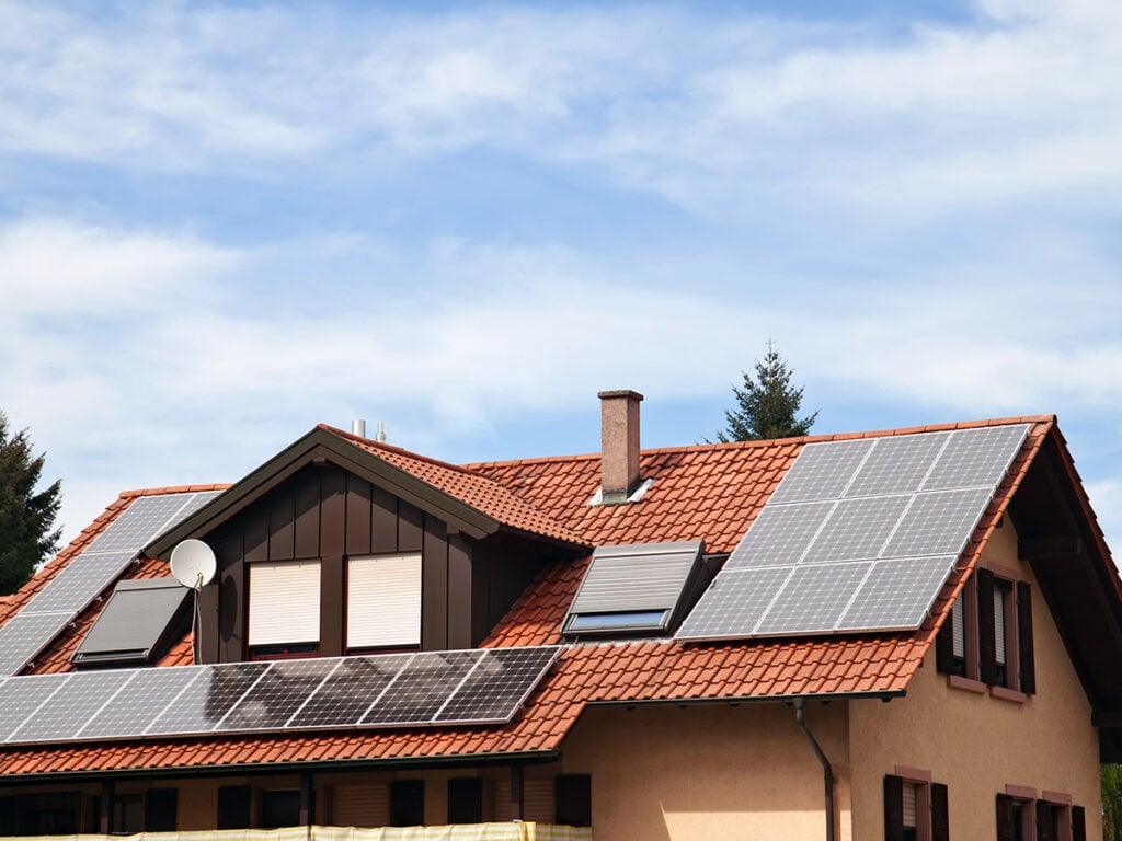 0-Сонячна-електростанція