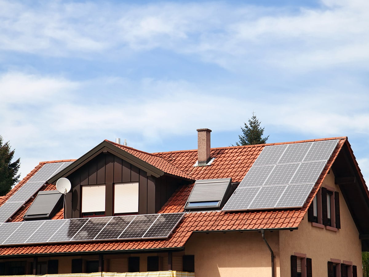 0-Сонячна-електростанція