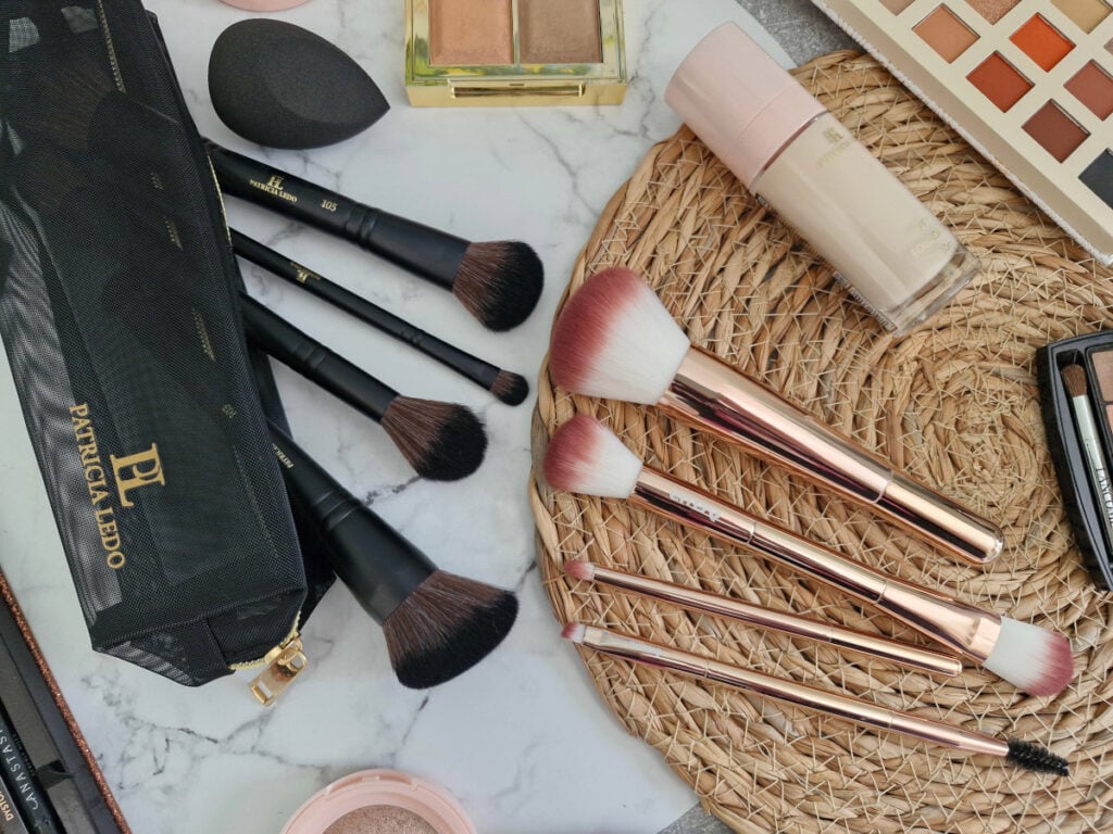 1-2-Пензлі-для-макіяжу