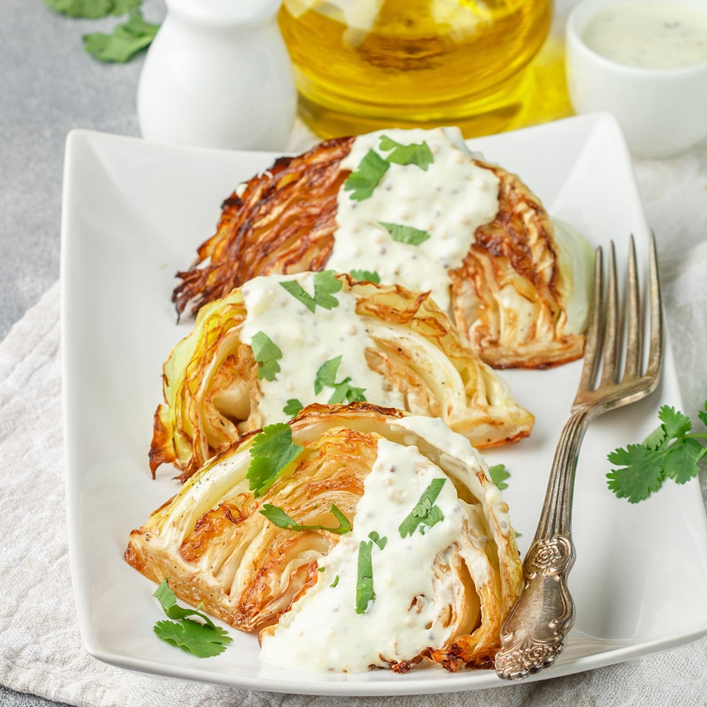 12-«Стейки»-з-капусти-зі-сметанним-соусом