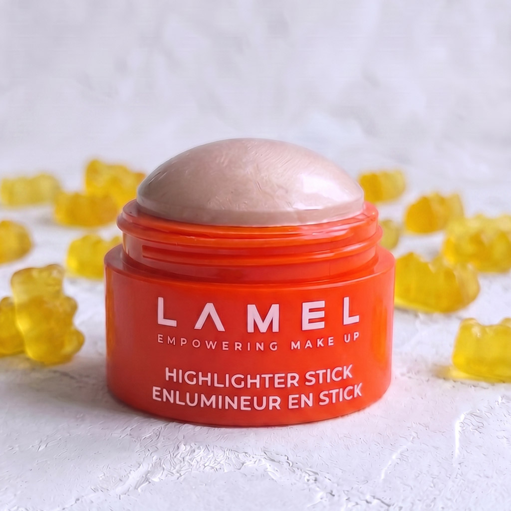 02-Lamel-Make-Up-Gummy-Glow